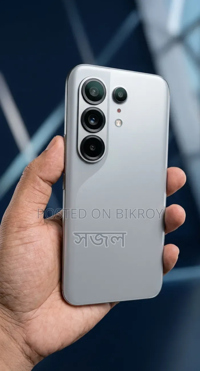 New Tecno Camon 50 Ultra 256 GB Silver
