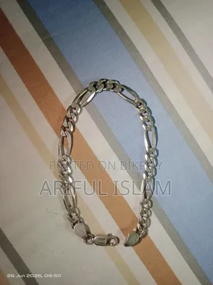I want to sell this silver bracelet