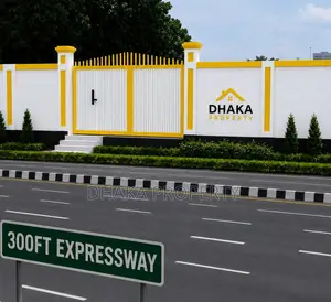 300ft Road 10 Katha Commercial South at Sector-9