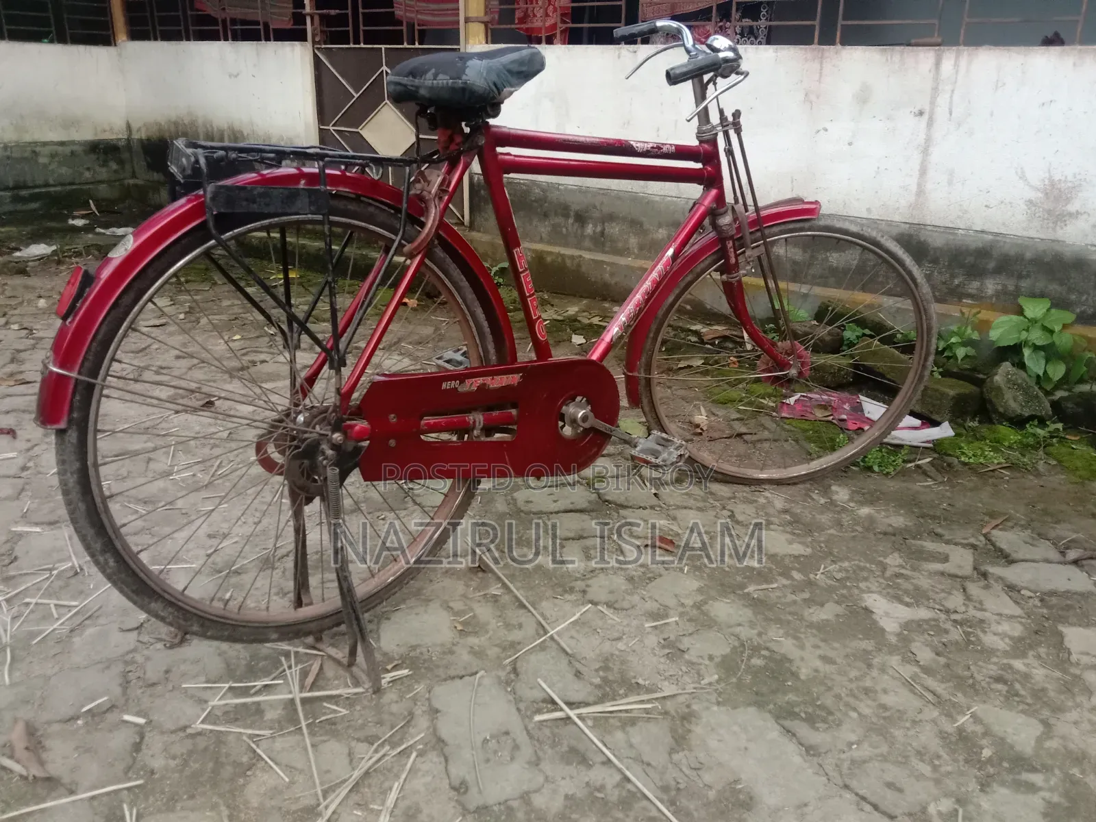 Hero Classic Cycle for Sale (Very Good Condition)