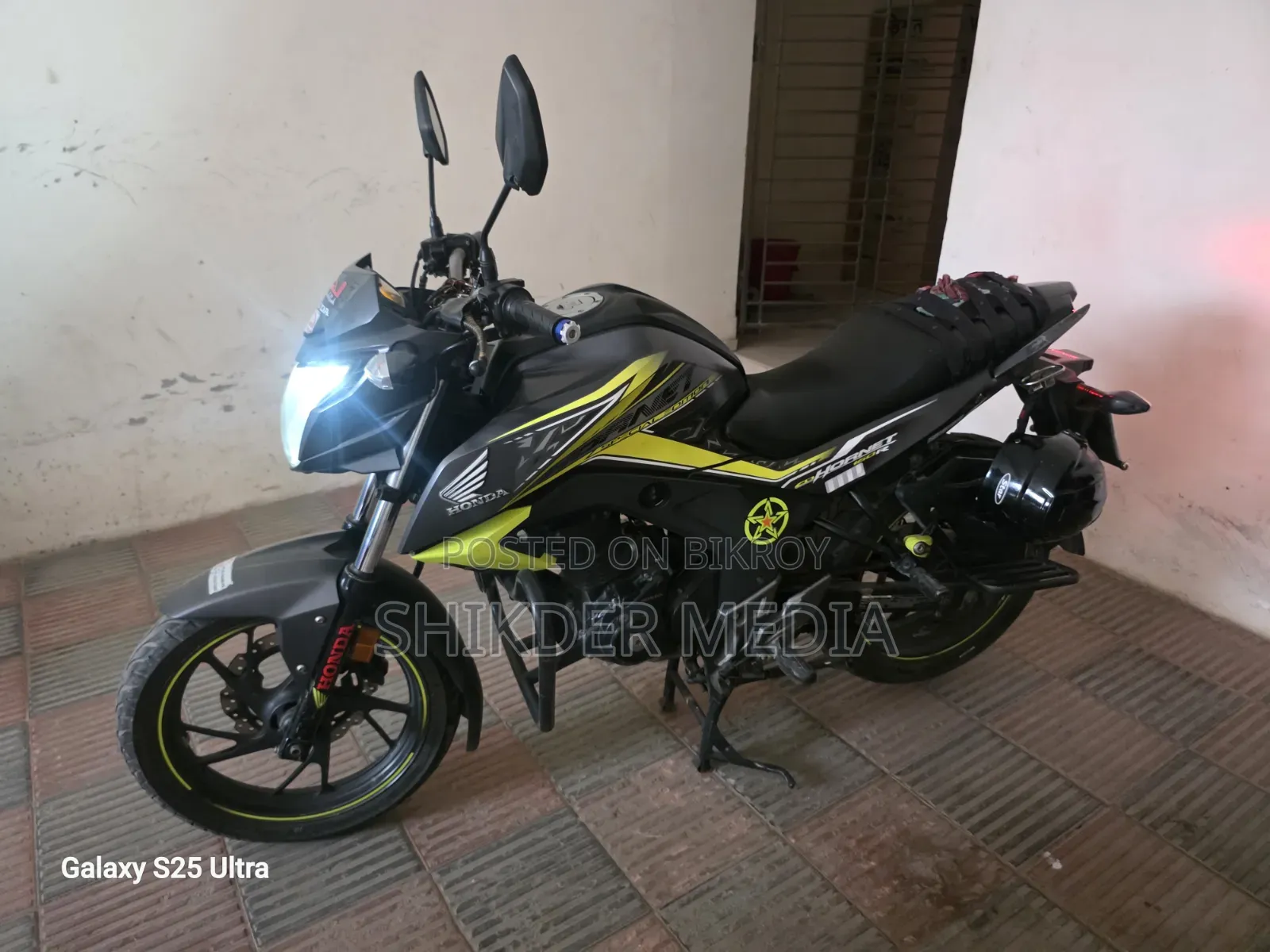 Honda Hornet 2018 Gray