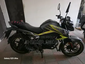 Honda Hornet 2018 Gray