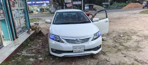 টয়োটা অ্যালিয়ন ২০১০ পার্ল