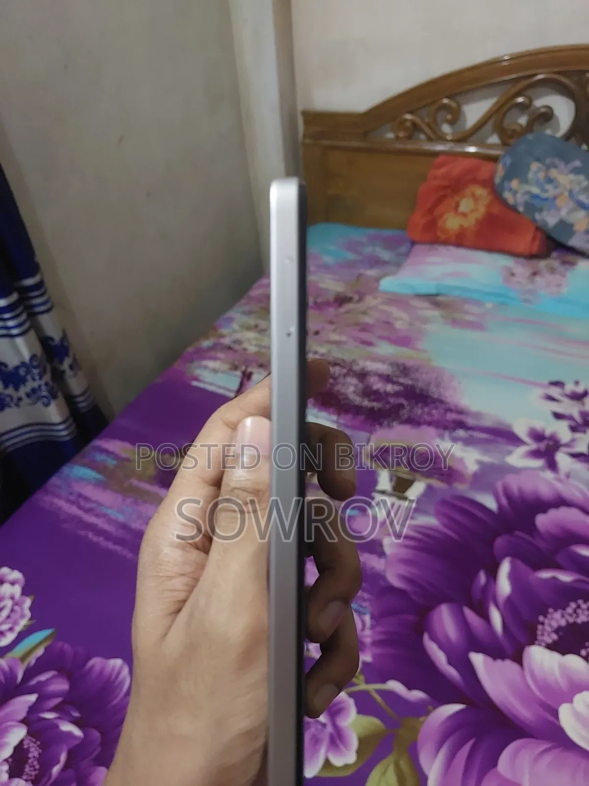 নতুন ভিভো ওয়াই২৯এস ১২৮ জিবি গোল্ড