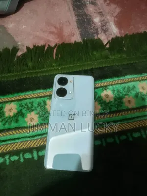 OnePlus Nord 2T 128 GB