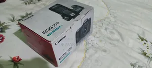 Canon ক্যামেরা ৭০ ডির বক্স, শুধুমাত্র বক্স।