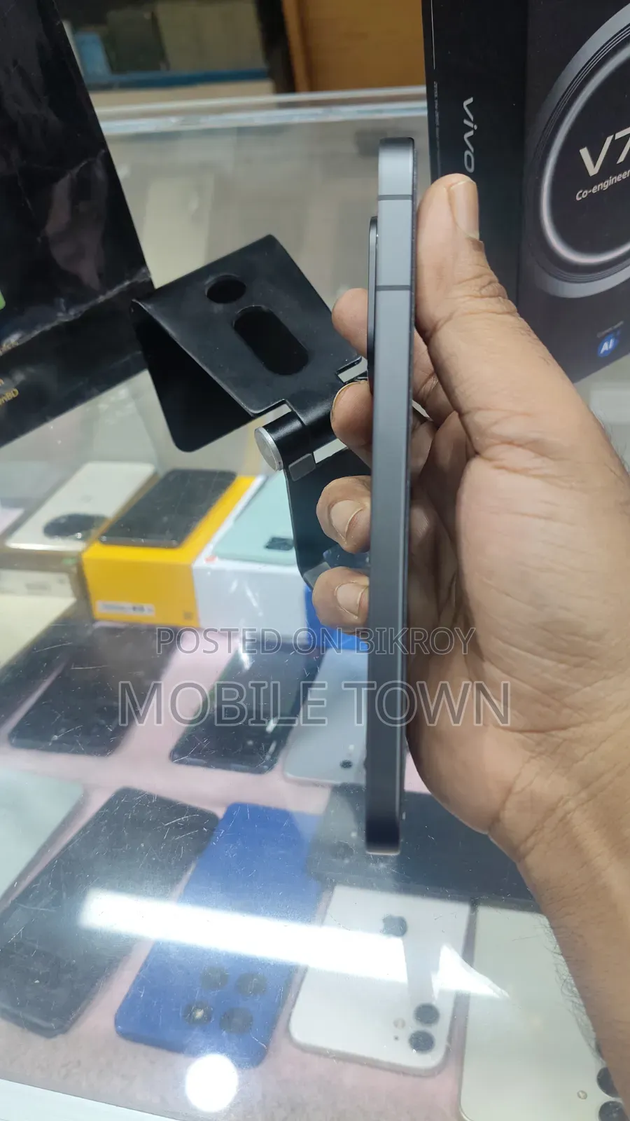 Vivo V70 256 GB Gray