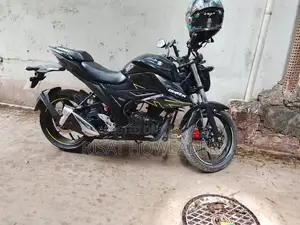 New Suzuki Gixxer 2025 Black