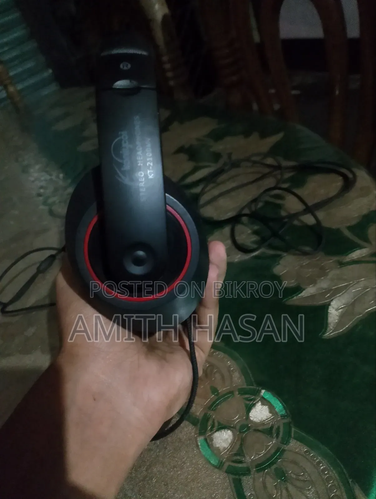 Headphones are very good. Those who need can take it for good games