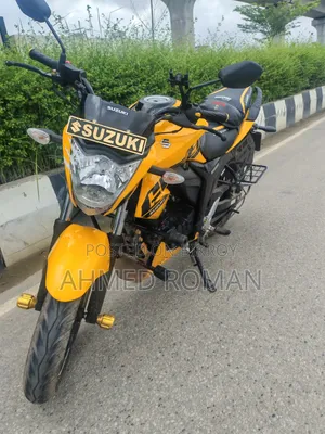 Suzuki Gixxer 2025 Yellow