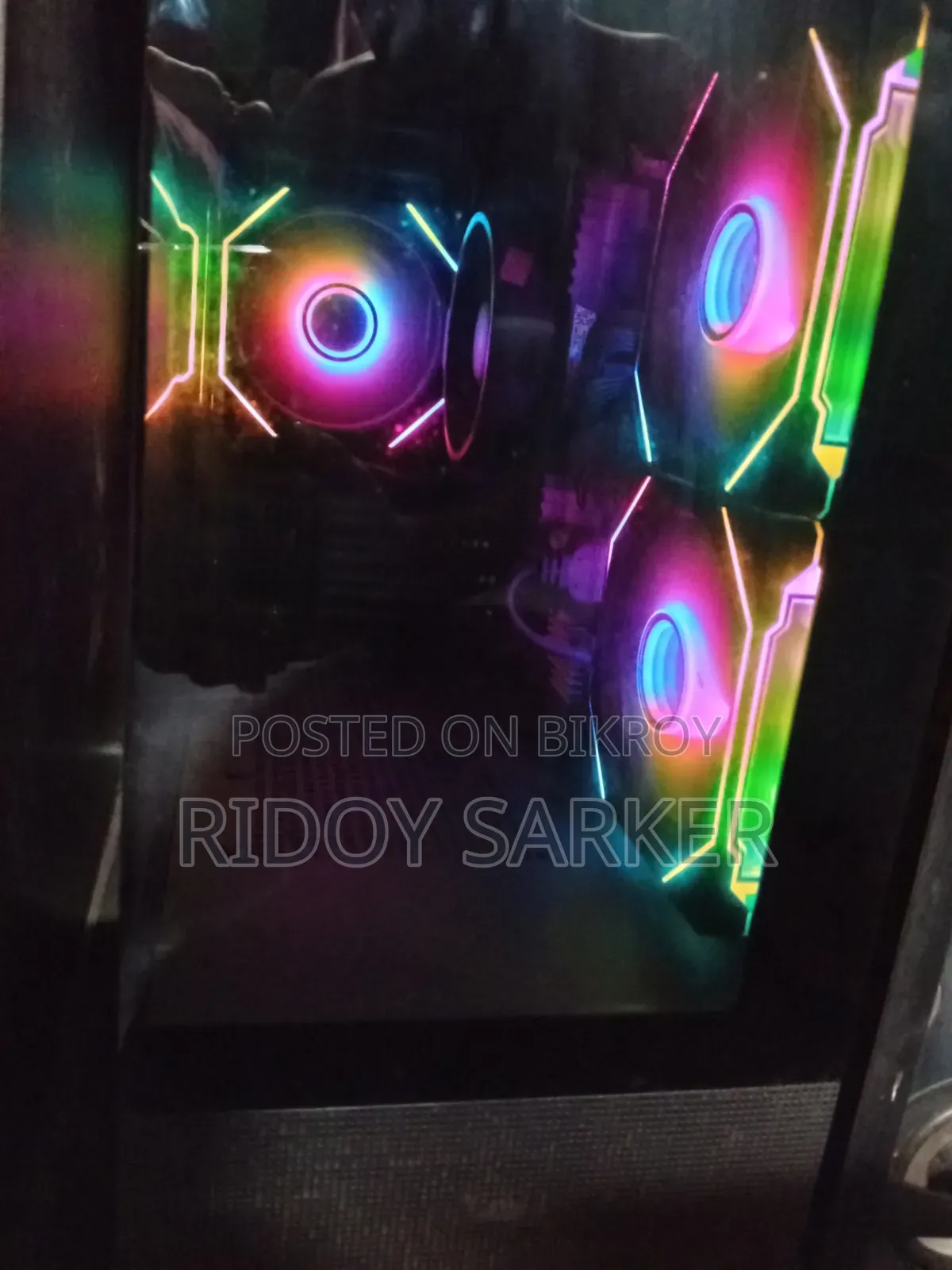 Desktop Computer MSI model 8GB AMD Ryzen 5 SSHD (Hybrid) 256GB