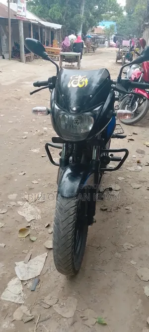 বাজাজ পালসার ১৫০ ২০২০ ব্ল্যাক