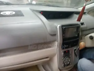 Toyota HiAce 2007 Red