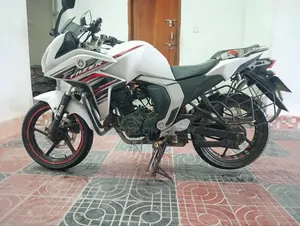 Yamaha YZF-R 2018 White