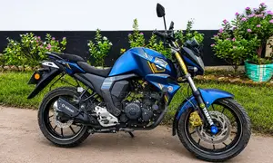 ইয়ামাহা এফজেড ২০২৩ নীল