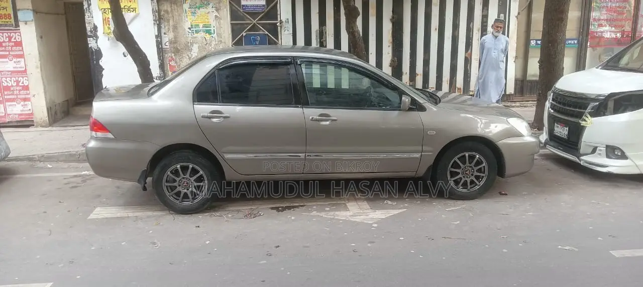 Mitsubishi Lancer 2003