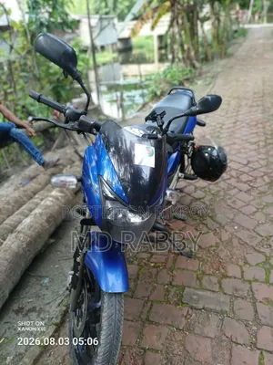 বাজাজ পালসার ১৫০ ২০১৬ নীল