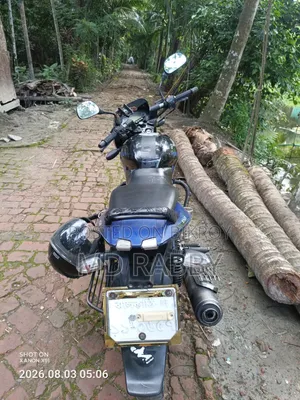 বাজাজ পালসার ১৫০ ২০১৬ নীল