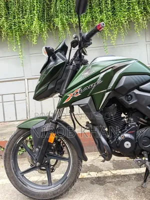 Honda X-Blade 160 2021 Green
