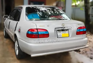 টয়োটা করোল্লা ১৯৯৭ পার্ল