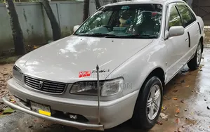 টয়োটা করোল্লা ১৯৯৭ পার্ল