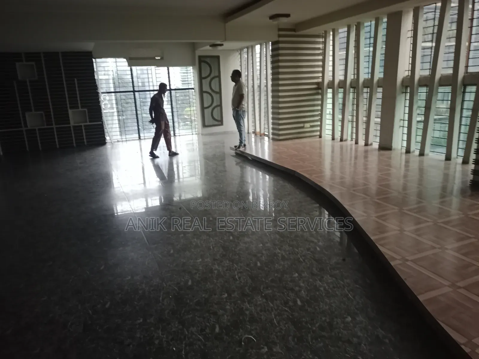 বনানী ১১-এ বাণিজ্যিক ২৯০০ এসএফটি অফিস স্পেস ভাড়া