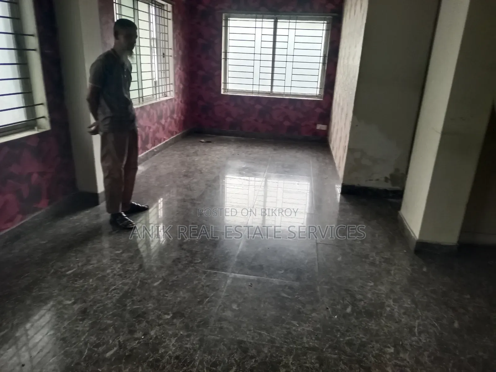 বনানী ১১-এ বাণিজ্যিক ২৯০০ এসএফটি অফিস স্পেস ভাড়া
