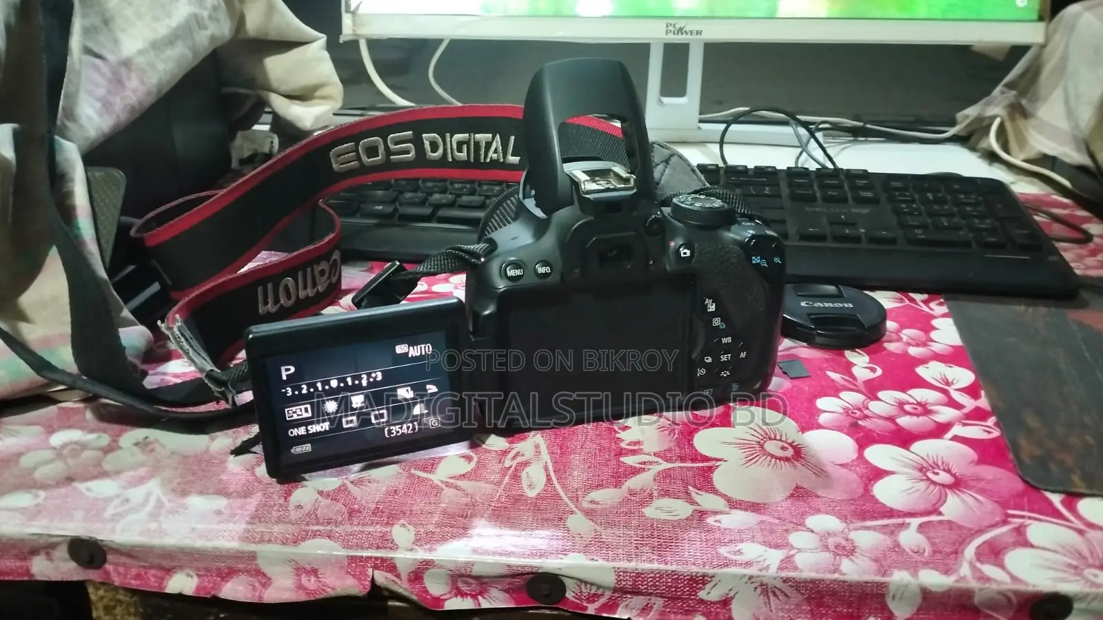 Conon 700d Eos