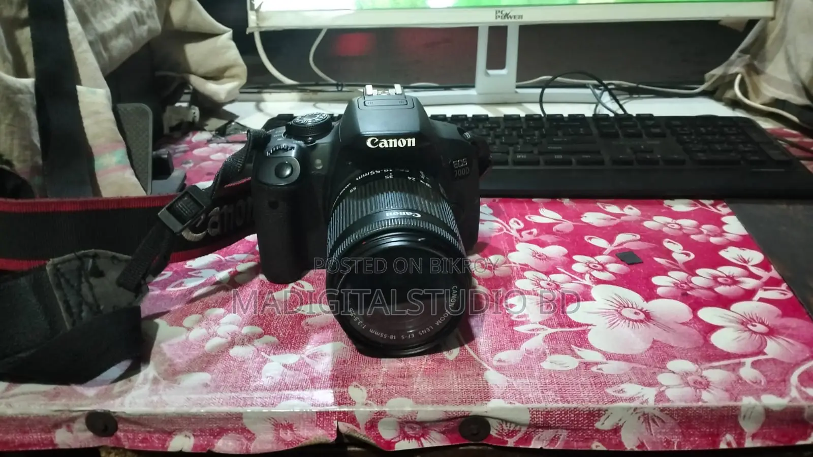 Conon 700d Eos