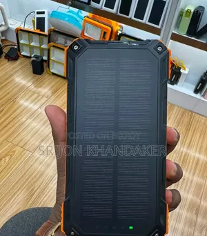 ২০০০০ এমএএইচ সোলার পাওয়ার ব্যাংক