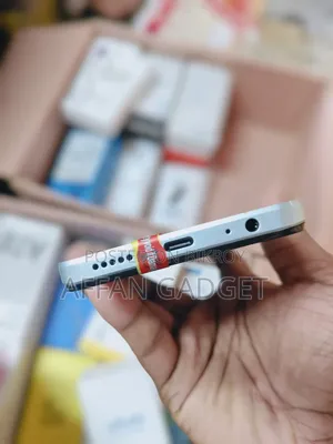 ভিভো ২৫৬ জিবি পার্পল