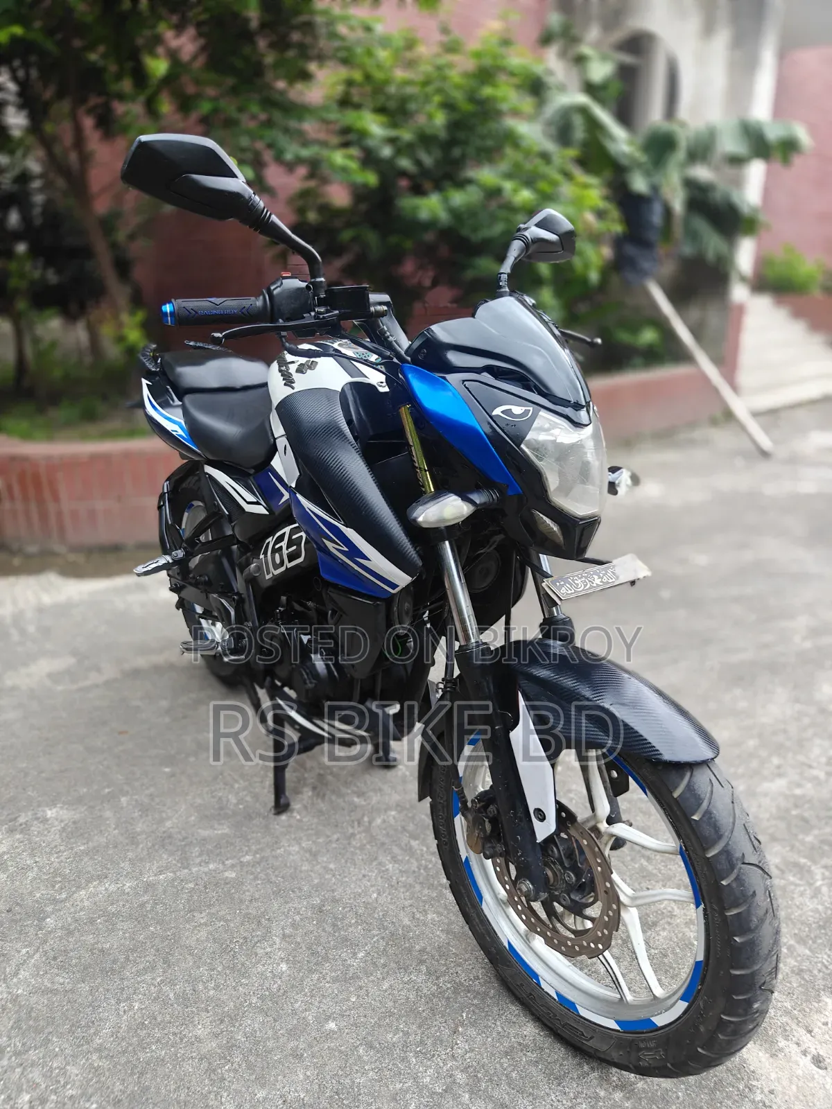 Bajaj Pulsar NS 160 2018 White