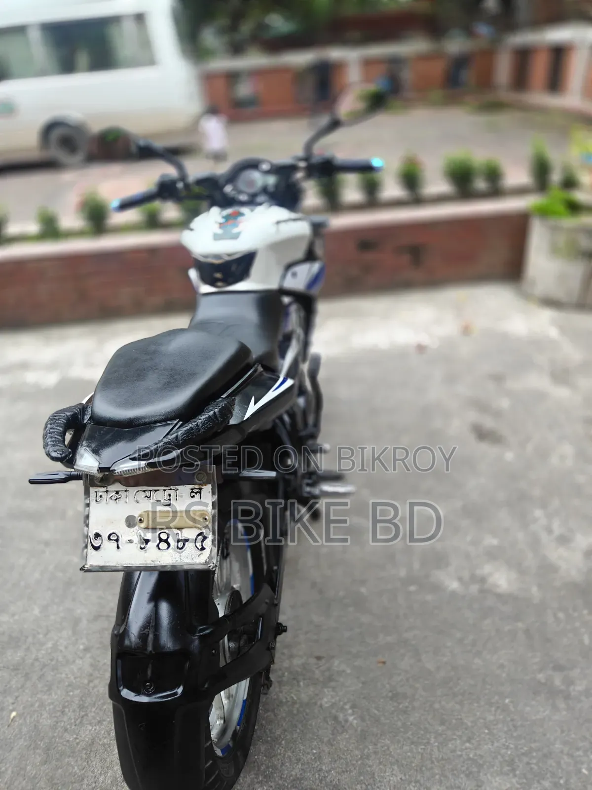 Bajaj Pulsar NS 160 2018 White