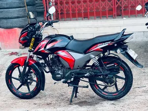 TVS Stryker 125 2018 Red