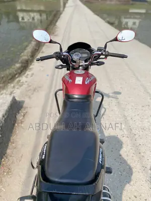 Hero Glamour 2019 Red