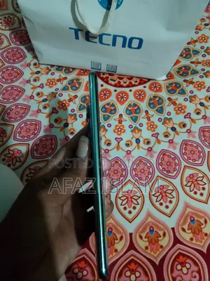 নতুন টেকনো পোভা কার্ভ ২৫৬ জিবি সিলভার
