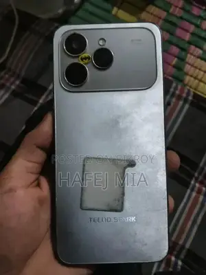 Tecno Spark 40 256 GB Silver