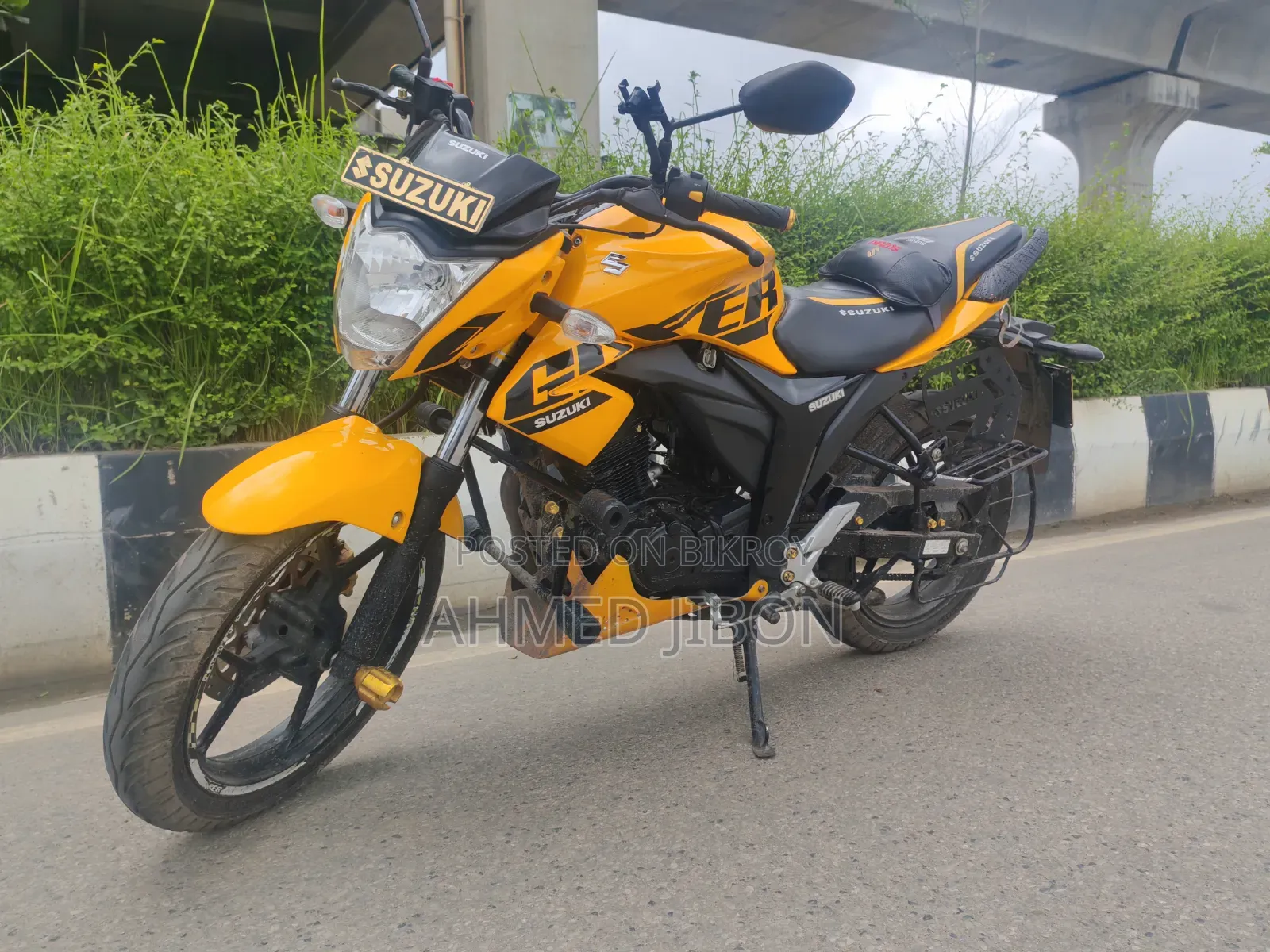 Suzuki Gixxer 2025 Yellow