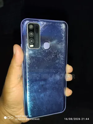 Vivo Y50 128 GB