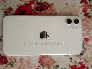 Apple iPhone 11 64 GB White