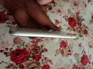 Apple iPhone 11 64 GB White