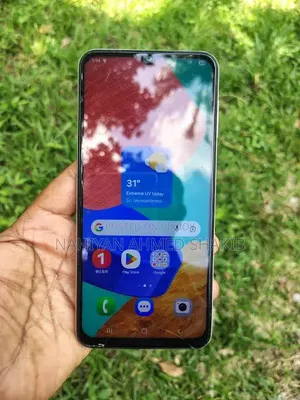 স্যামসাং গ্যালাক্সি এম৩৩ ৫জি ১২৮ জিবি ব্ল্যাক