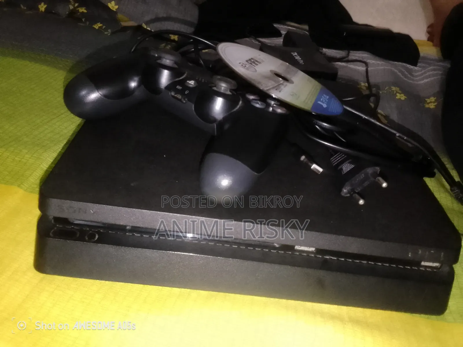 PS4 Slim 500gb Storage