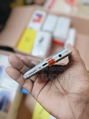 ভিভো ওয়াই১৯ ১২৮ জিবি ব্লু
