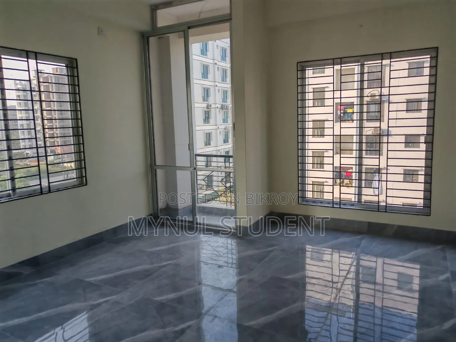 Furnished 3-Bedroom Block of Flats in Bashundhara City for Sale