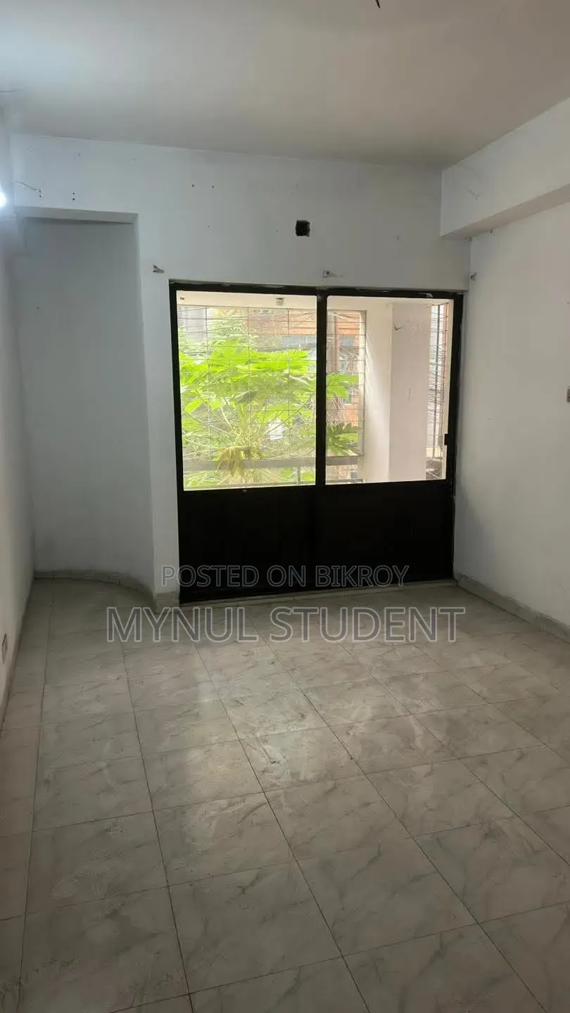 Furnished 3-Bedroom Block of Flats in Bashundhara City for Sale