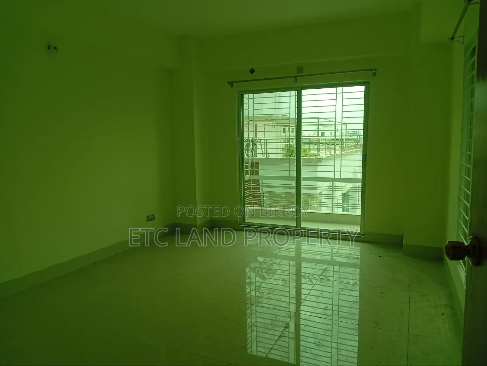 3 Bedroom Apartment in South Pirerbugh, Mirpur for Sale