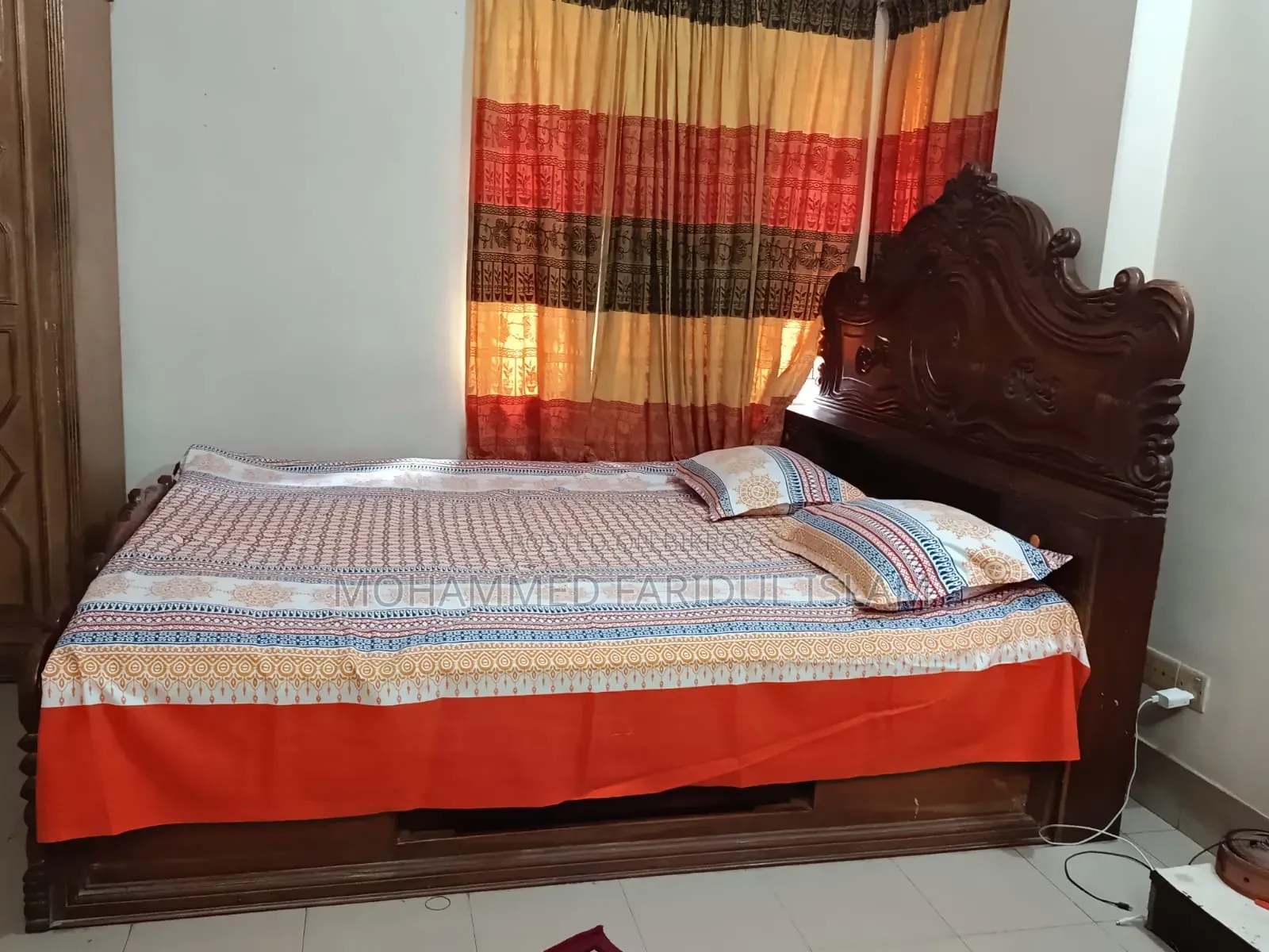 Mahogany Box Bed