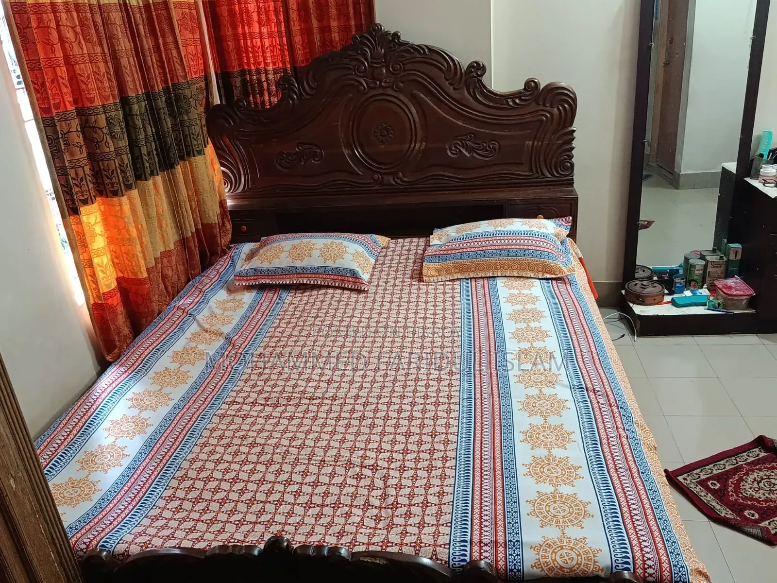 Mahogany Box Bed