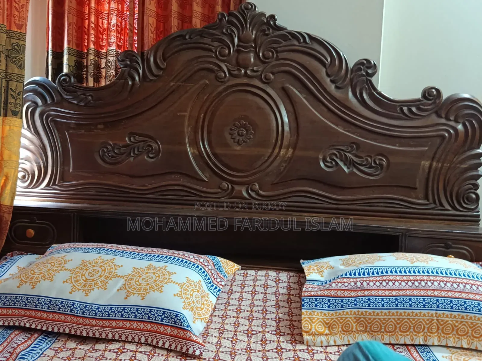Mahogany Box Bed
